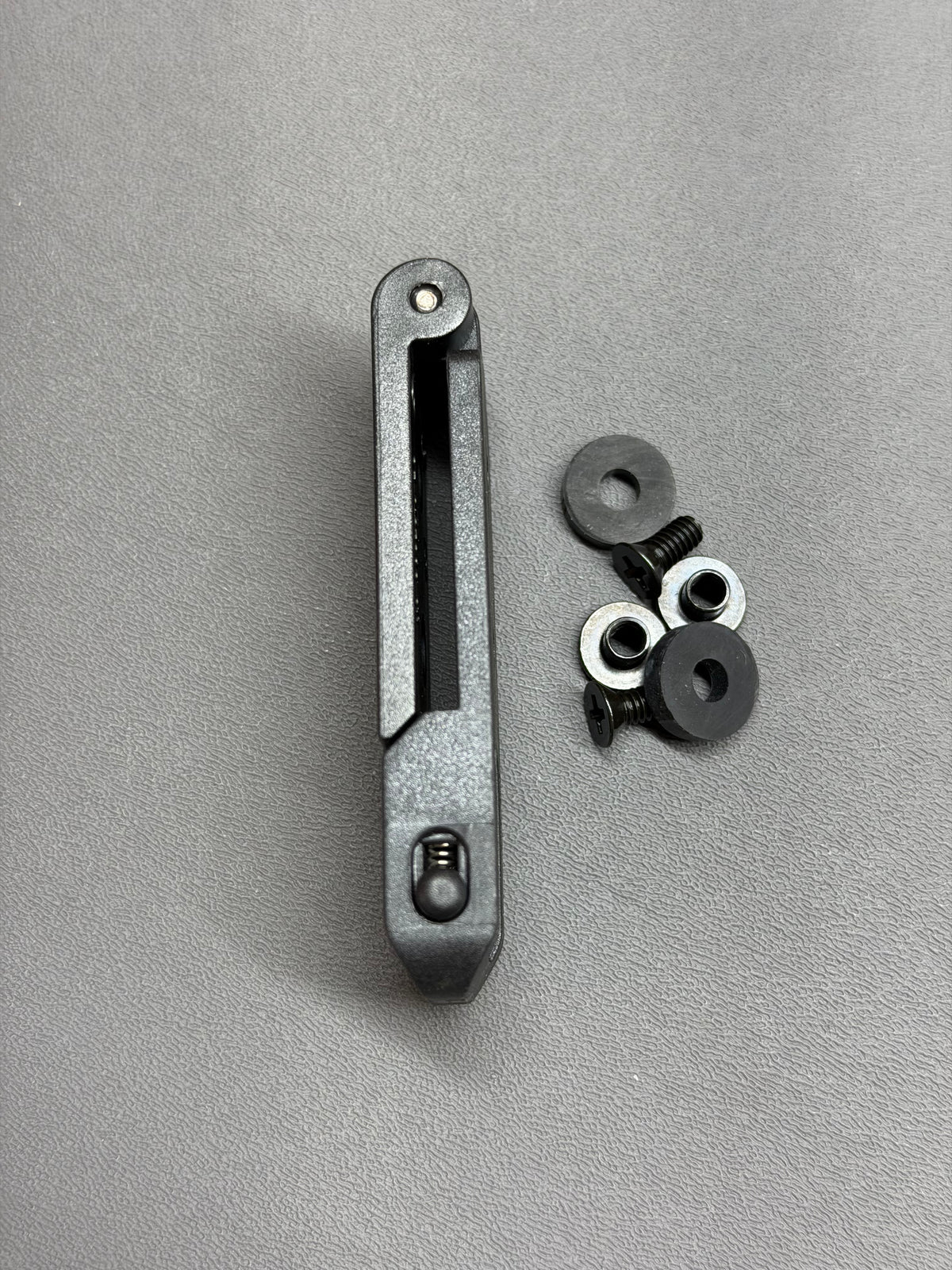 1.5" Robin Hood Clip