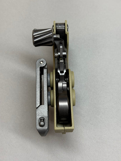 1.5" Robin Hood Clip